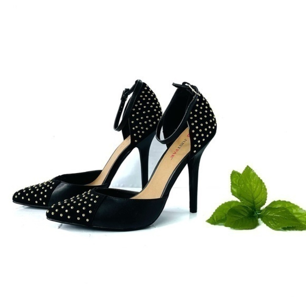JustFab Grette black leather gold studded pumps 7